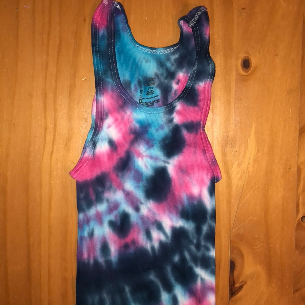 DIY tie dyed wife beater tank top.